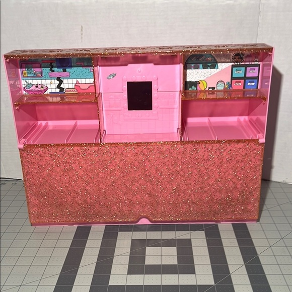 L.O.L. surprise pop up store carry case - Picture 4 of 6